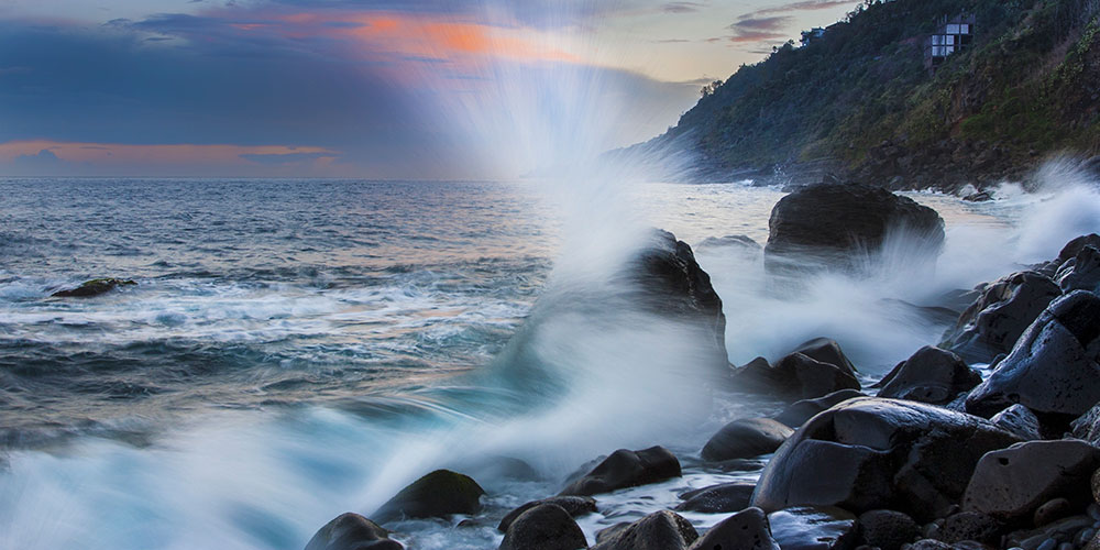 meditation-resources-waves-visual Meditation visual, waves on the rocks